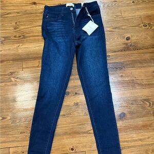 👖NWT KanCan Dark Blue Skinny Jeans👖